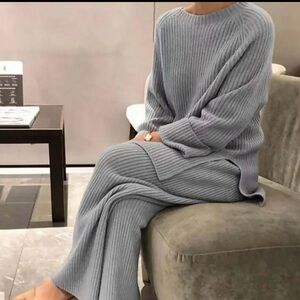 Cozy Ribbed Knit Sweater and Pants Set in Light Gray